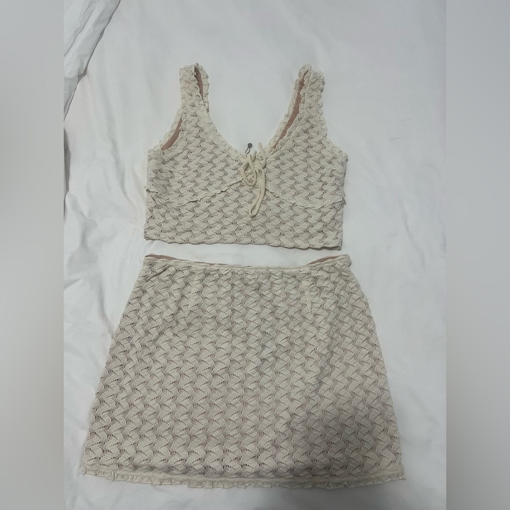 Meshki Textured Cream Skirt Set